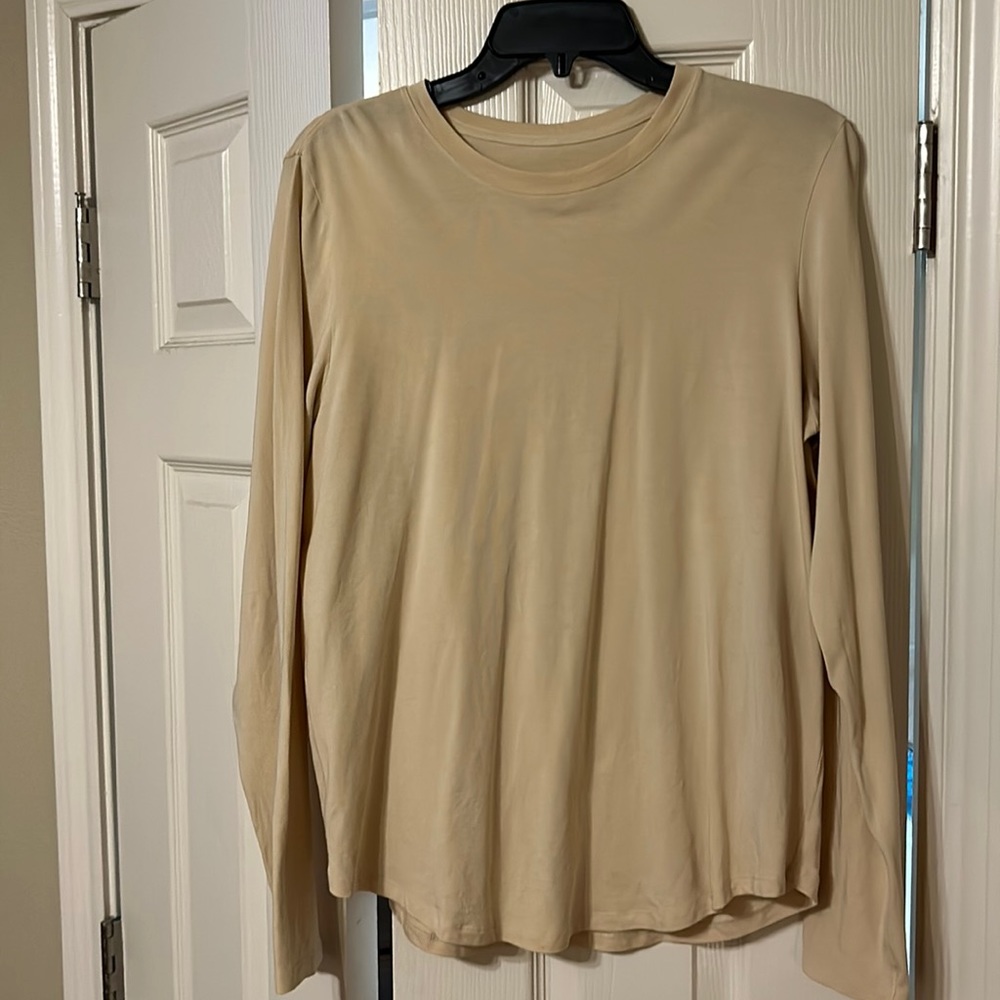 Lululemon Love crewneck long sleeve. Size 10 EUC